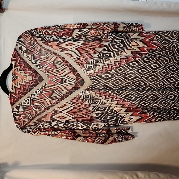 Chico Long Tunic Brown Ikat print sz 2(lg) - Picture 4 of 5